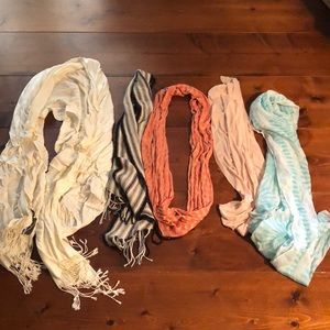 Set of 5 scarves